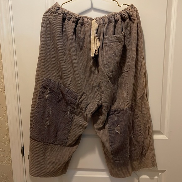 Magnolia Pearl Early Release Velvet Corduroy Drawstring Crop Pants - Picture 5 of 9
